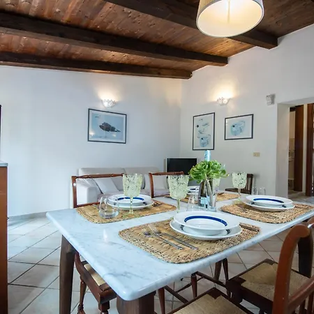 Apartment Cala Francese Maggiorana - Happy