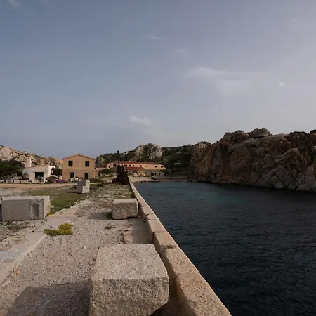 Apartment Cala Francese Maggiorana - Happy